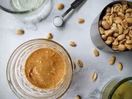 Homemade Peanut Butter