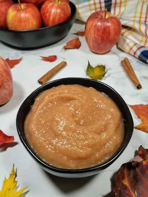 Healthy Homemade Applesauce