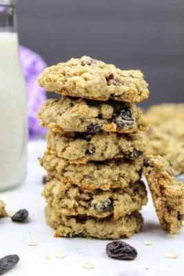 Vegan Oatmeal Raisin Cookies {Vegan, Gluten-Free}